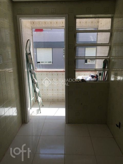 Image 9 - 230771